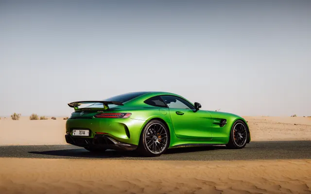 Mercedes AMG GTR – Picture 3