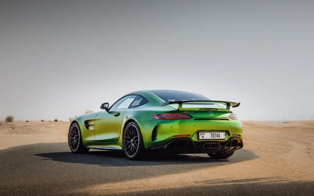 Mercedes AMG GTR – Picture 4