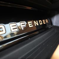 LAND ROVER DEFENDER – Picture 12