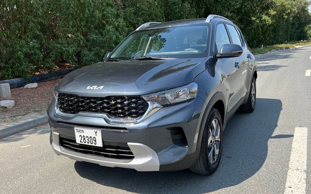 KIA Sonet - image 1
