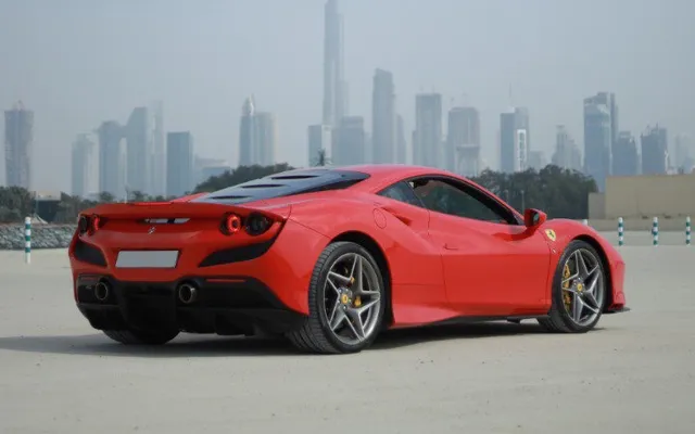 FERRARI F8 GBT – Picture 2