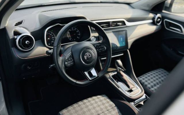 MG ZS - image 4