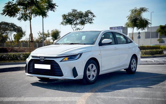 Toyota Yaris Sedan - image 1