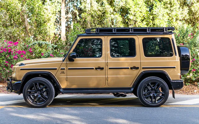 Mercedes-Benz G-Class - image 2