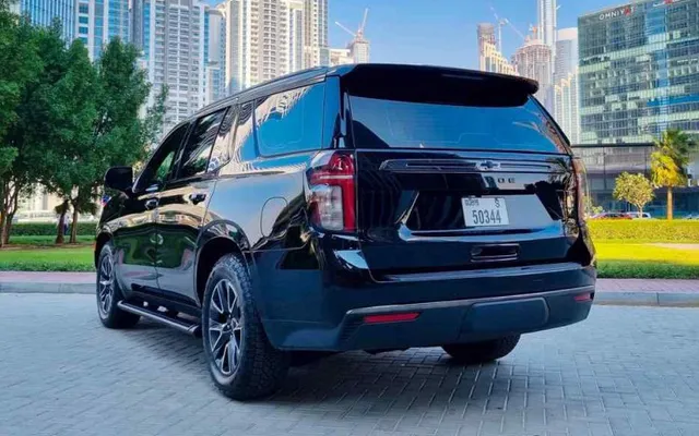 CHEVROLET TAHOE 2023 - image 4