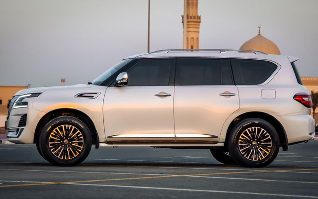 NISSAN PATROL TITANIUM - image 2