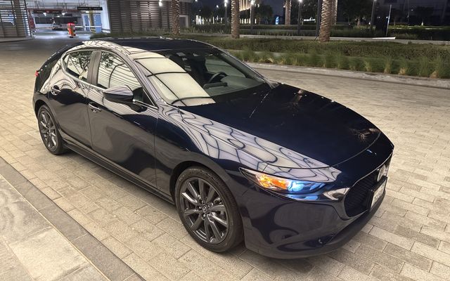 Mazda 3 - image 4