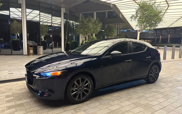 Mazda 3 - image 1