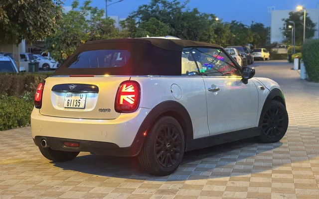 MINI COOPER - image 3