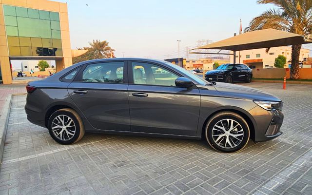 Geely Emgrand - image 4