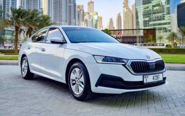SKODA OCTAVIA - 2023 - image 1