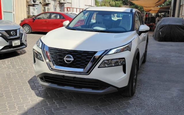 NISSAN XTRAIL 2021 - image 1