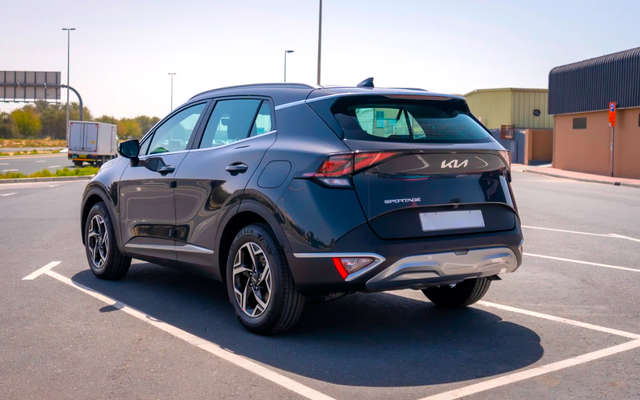 KIA SPORTAGE - image 4