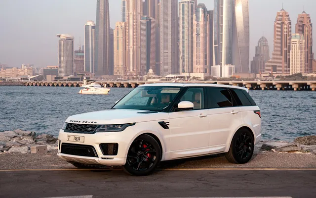 RANGE ROVER SPORT - image 1
