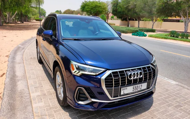 Audi Q3 S-Line Quattro - image 3