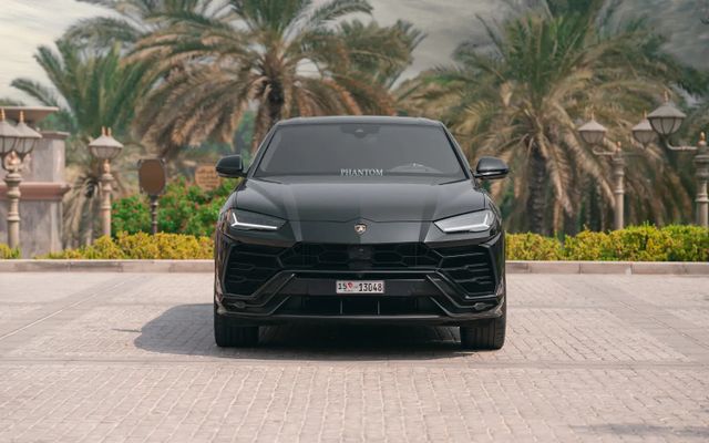 LAMBORGHINI URUS – Picture 3