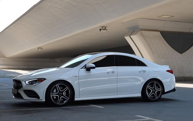 Mercedes-Benz CLA 35 AMG - image 4