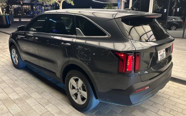 KIA Sorento - image 4