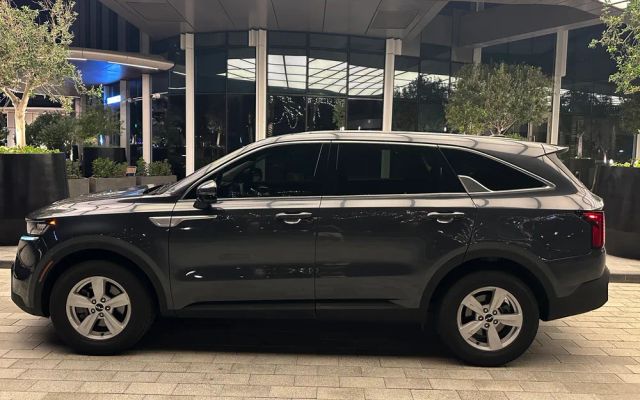 KIA Sorento - image 2