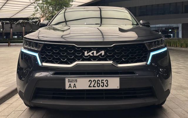KIA Sorento - image 1