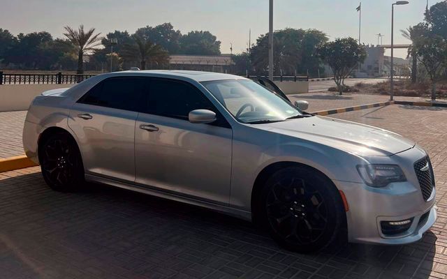 Chrysler C 300 S - image 3