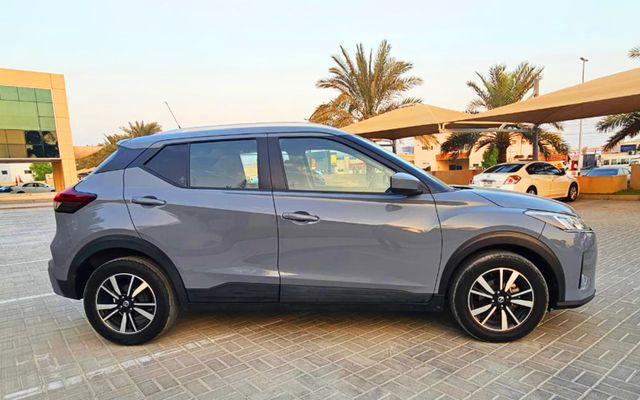 NISSAN KICKS - image 3