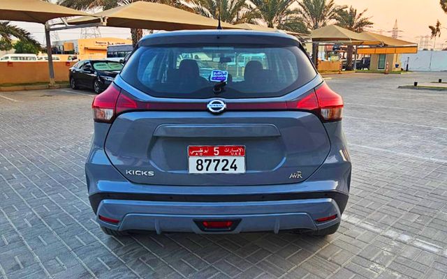 NISSAN KICKS - image 4