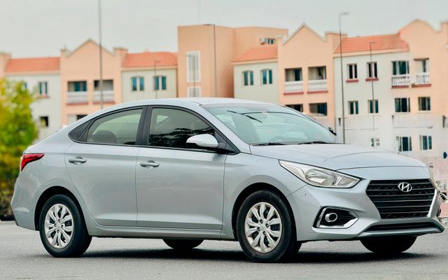 HYUNDAI ACCENT - image 1