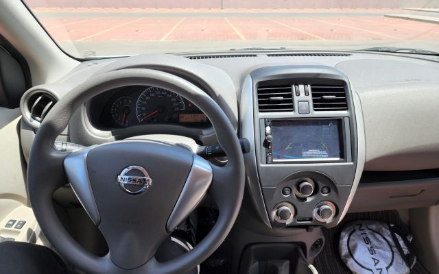 Nissan Sunny - image 4