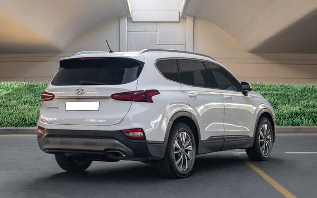HYUNDAI SANTA FE 2019 - image 4