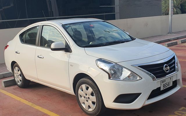 NISSAN SUNNY 2023 - image 2