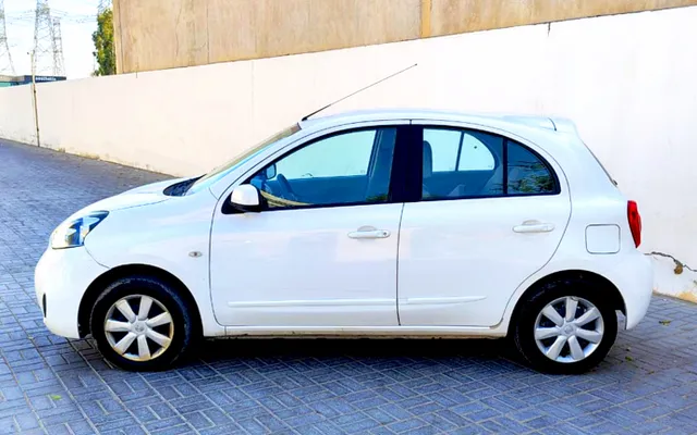 NISSAN MICRA - image 2