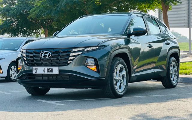 HYUNDAI TUCSON - image 1
