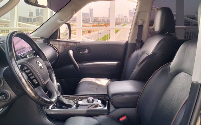 Nissan Armada - image 4