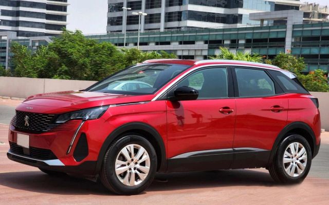 PEUGEOT 3008 - image 2