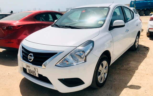 Nissan Sunny - image 1