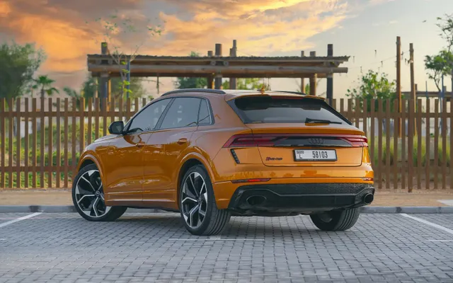 AUDI RS Q8 - image 4