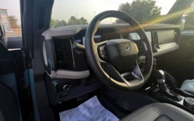 FORD BRONCO - image 4