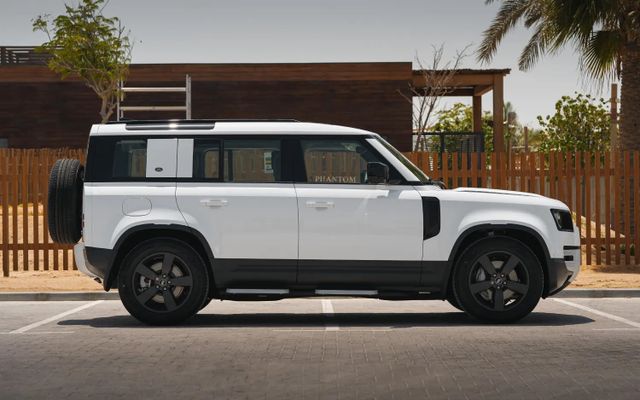 LAND ROVER DEFENDER 110 - image 2