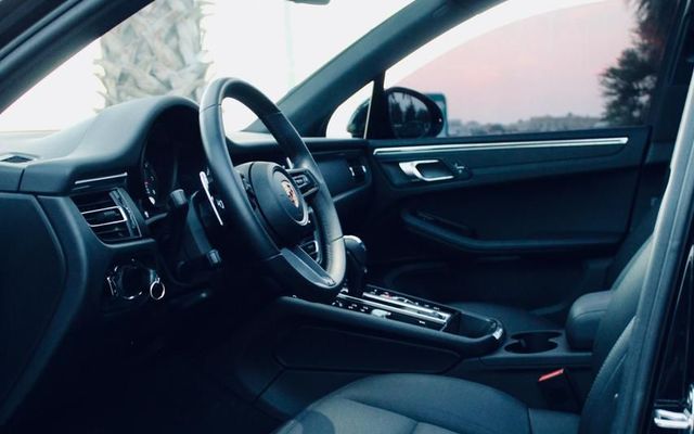 porsche macan - image 3