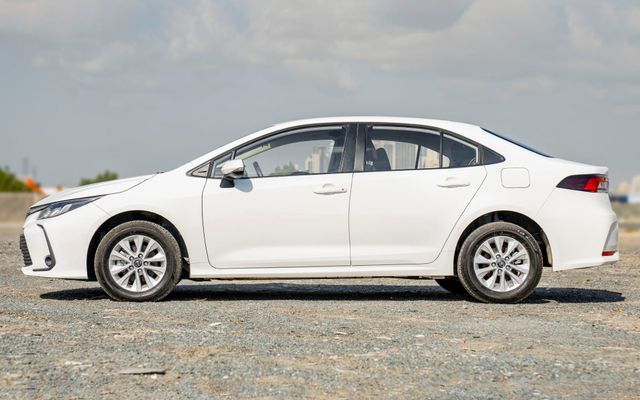 Toyota COROLLA - image 2