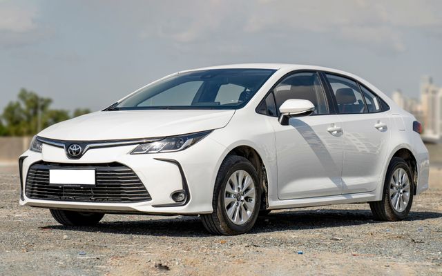 Toyota COROLLA - image 1