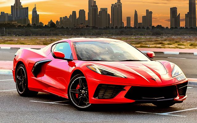 Chevrolet Corvette - image 1