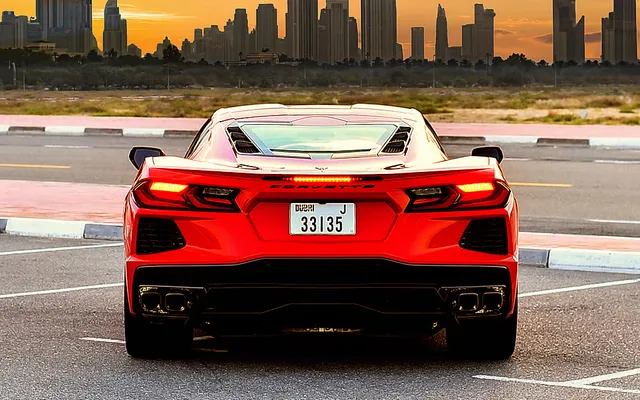 Chevrolet Corvette - image 4