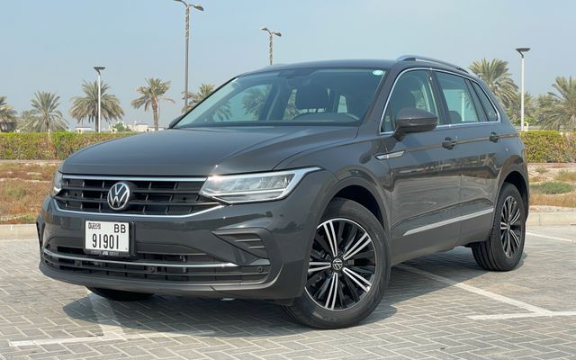 VOLKSWAGEN TIGUAN - image 1