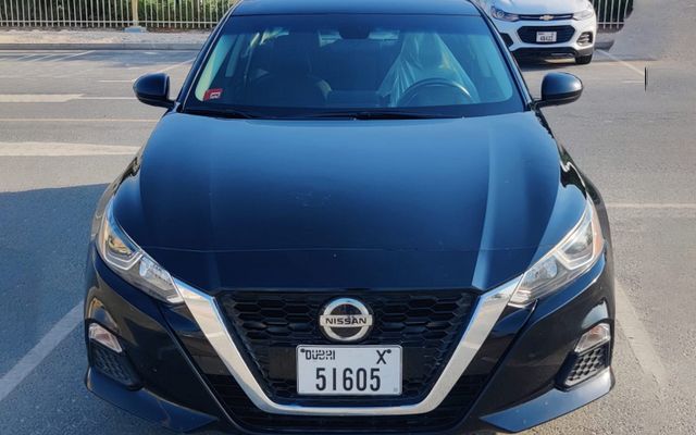 NISSAN ALTIMA - image 2