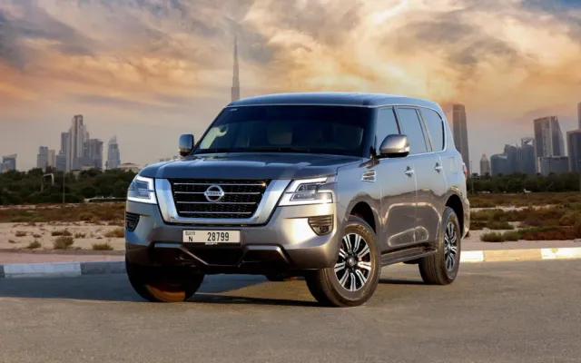 Nissan Patrol Gray - image 1