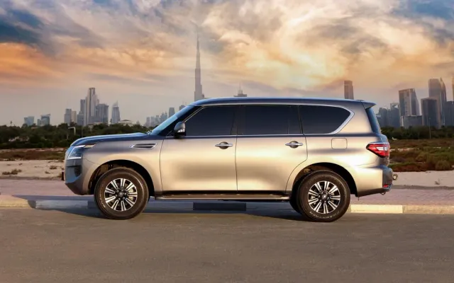 Nissan Patrol Gray - image 2