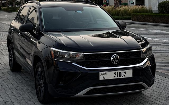 Volkswagen Taos - image 1