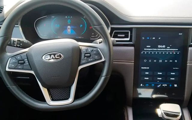 JAC J7 - image 4